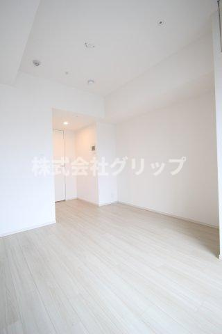 ドゥーエ横濱鶴見の洋室