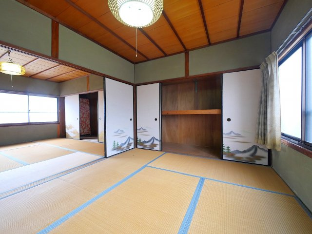 高畑町貸家（直井邸）の和室|来客時にも便利な和室付き