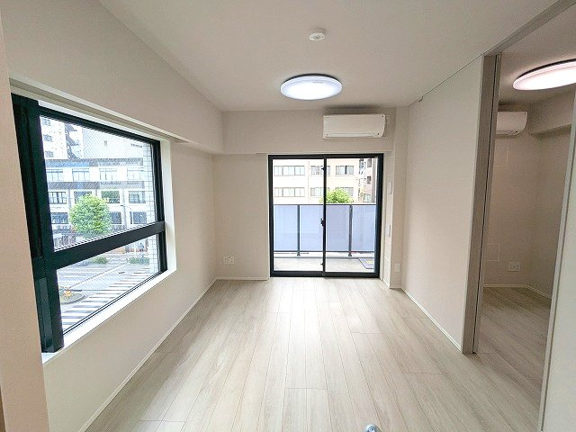 SEASON FLATS KURAMAE