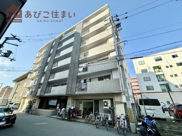 長居パークハイツの外観