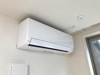 日高市上鹿山マンション新築工事の設備|エアコン（イメージ）