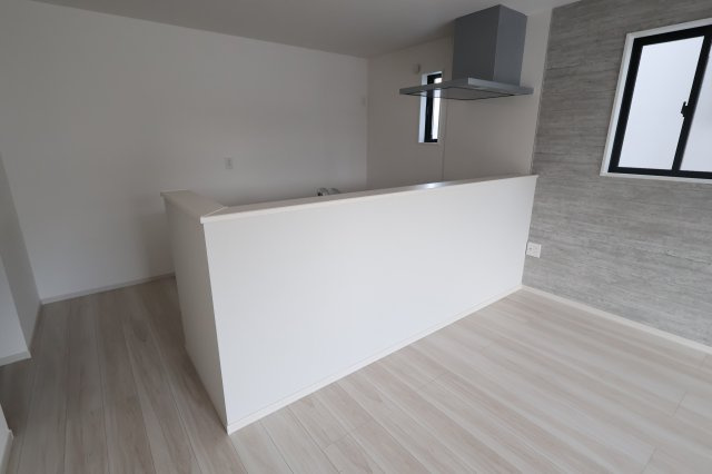 《仲介手数料無料》大宮区天沼町１丁目666-5(全1戸)新築一戸建てリガーレのキッチン|撮影日 2025年10月13日 15:30 晴れ