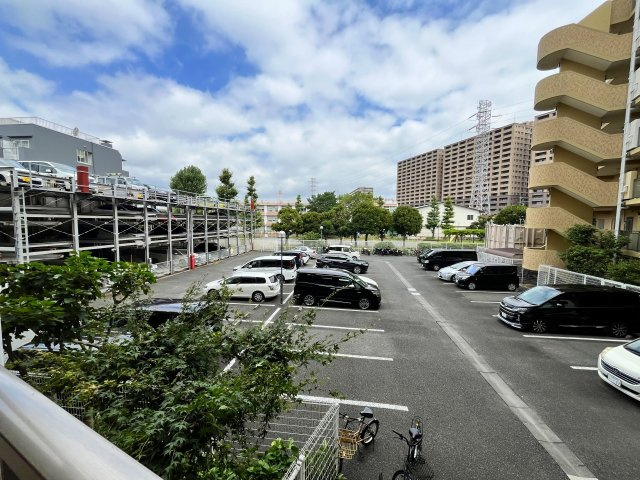 グランシティ川崎パークサイドレジデンス　(川崎区小田5丁目）の駐車場
