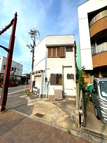 吹上戸建の駐車場