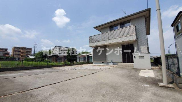 熊谷市拾六間　中古戸建の駐車場