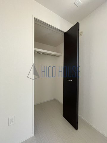 日高市上鹿山マンション新築工事の収納|クローゼット（イメージ）