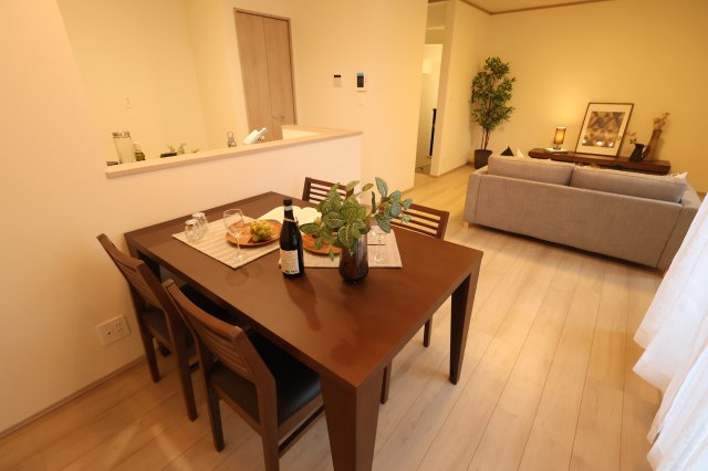 《仲介手数料無料》中央区新中里４丁目15新築一戸建てハートフルタウン