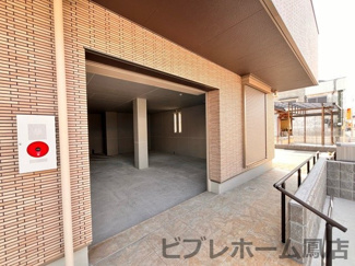 【玄関】 | フォレスト楠