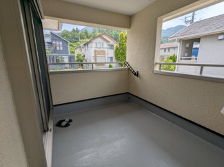 【バルコニー】 | 花山中尾台２丁目　中古戸建