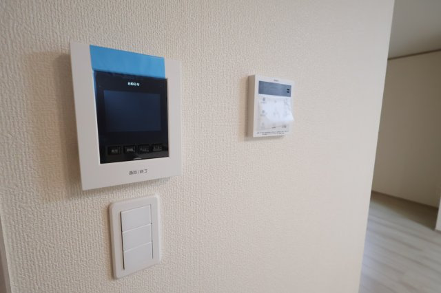 《仲介手数料無料》中央区新中里４丁目15(I号棟)新築一戸建てハートフルタウンのセキュリティ|撮影日 2025年10月25日 15:00 雨