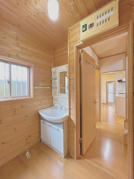 富士市石坂の中古一戸建|【現況販売】洗面所