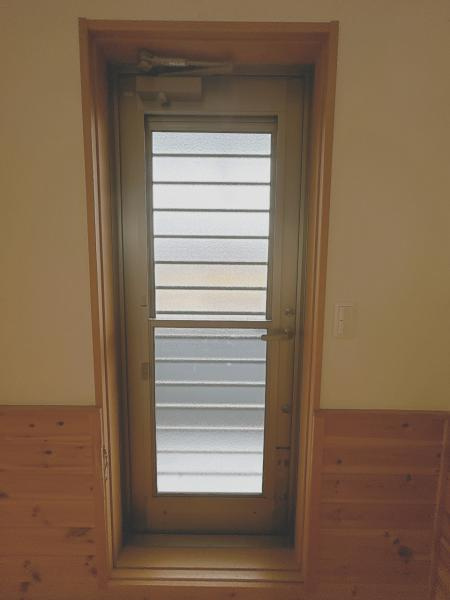 富士市石坂の中古一戸建|【現況販売】バルコニー勝手口