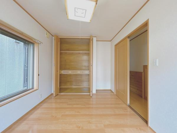 富士市石坂の中古一戸建|【現況販売】1階6帖洋室別角度