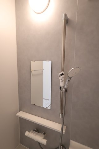 《仲介手数料無料》中央区新中里４丁目15新築一戸建てハートフルタウンの浴室|2025年10月25日 15:00 雨