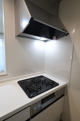 《仲介手数料無料》中央区新中里４丁目15新築一戸建てハートフルタウンのキッチン|2025年10月25日 15:00 雨