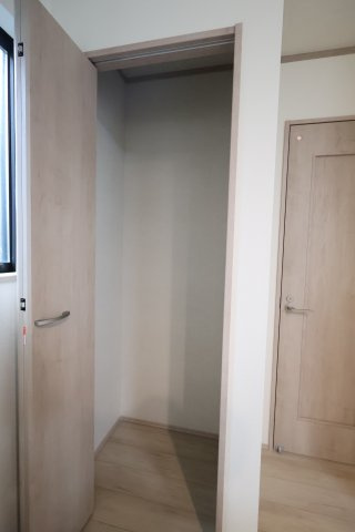 《仲介手数料無料》中央区新中里４丁目15新築一戸建てハートフルタウンの収納|2025年10月25日 15:00 雨