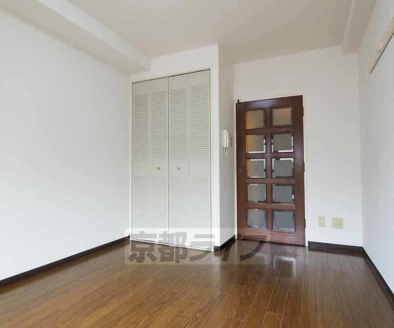 グランドアベニューの居間・リビング|シンプルで使いやすい間取りです