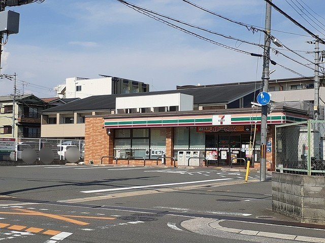 カーサ・オストロの周辺|セブンイレブン様まで283m