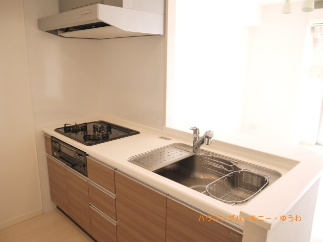 【独立洗面台】 | パティーナ新板橋 | 設備、収納充実のキッチンで毎日の料理が捗ります！