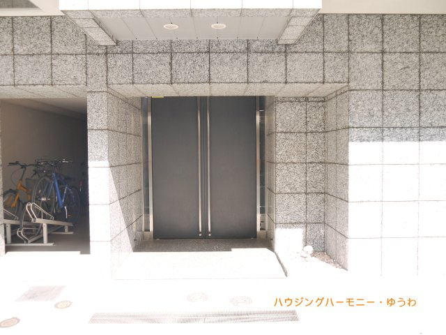 【その他共用部分】 | パティーナ新板橋 | 清廉とされたエントランスになっています。