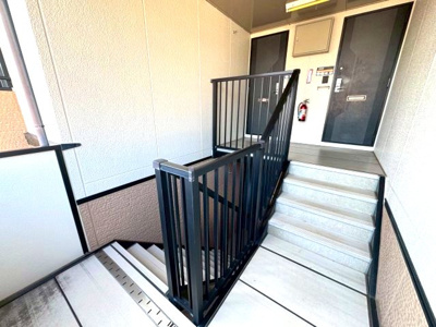 【エントランス】 | ピュアメゾンB