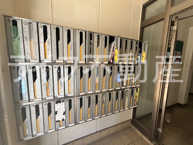 プレアール小若江のバルコニー|外からの目が気にならないバルコニーで洗濯物が干せます