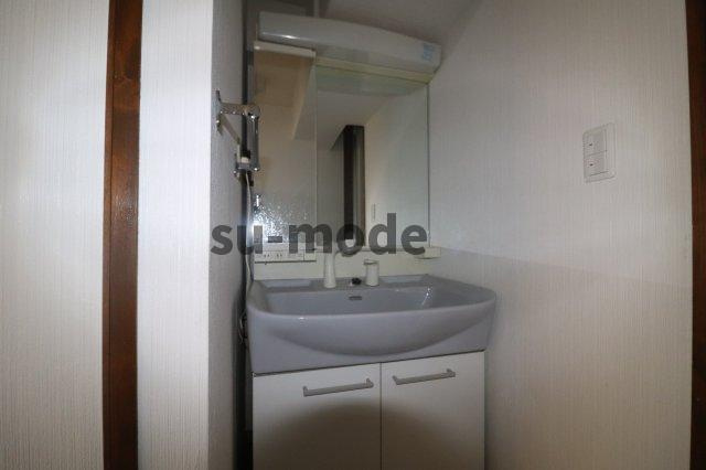 双葉ビルの洗面所