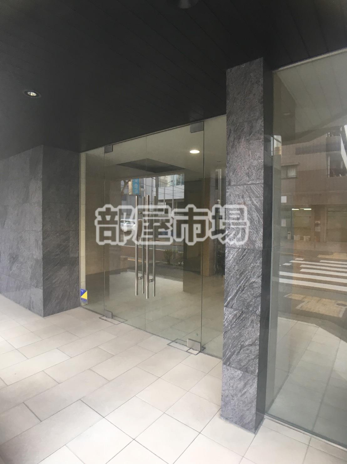 ドルチェ日暮里のエントランス