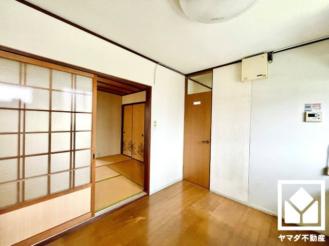 八幡市八幡園内