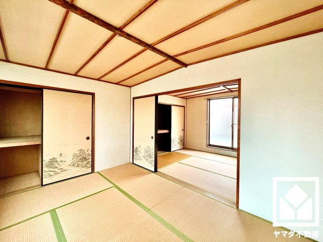 八幡市八幡園内の和室