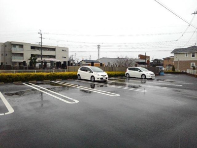 【駐車場】 | Ｖｅｌｅｒｏ　Ｂ | 駐車場があります