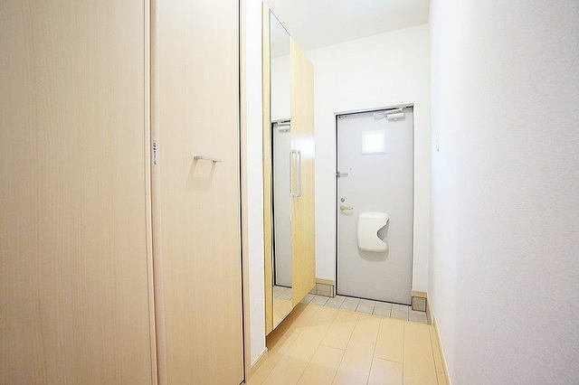 ブローテ　Ｍ・Ｙの玄関