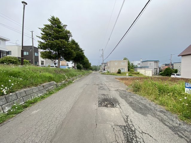 大曲南ヶ丘４丁目[売土地]の前面道路含む現地写真|前面道路（4）！