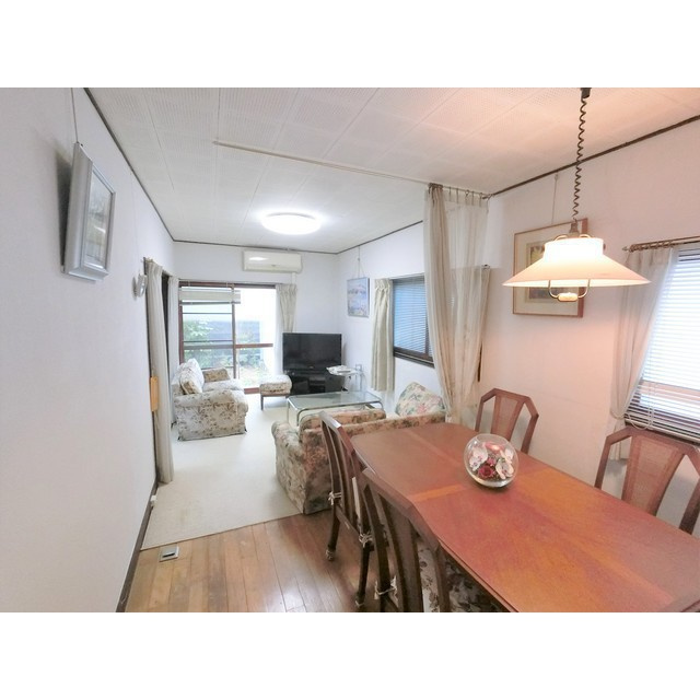 長良MK貸家の居間・リビング|ダイニング