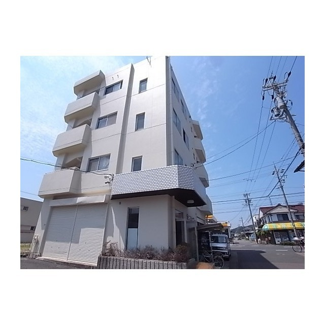 センハウスAの外観