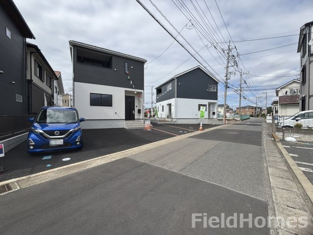 愛川町中津新築戸建て　第134-3号棟の前面道路含む現地写真|前面道路含む現地写真です。
