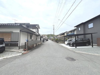 【前面道路含む現地写真】
