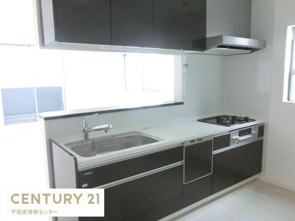 【その他】 | 八幡屋4丁目　建築条件付宅地 | 　建築参考プラン（間取り図面参照）
　延床面積：９５.５８平米
　間取り：４ＬＤＫ
　価格：２０８０万円