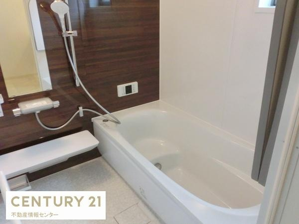 【その他】 | 八幡屋4丁目　建築条件付宅地 | 　建築参考プラン（間取り図面参照）
　延床面積：９５.５８平米
　間取り：４ＬＤＫ
　価格：２０８０万円