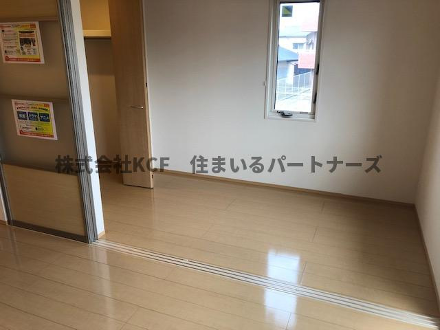 グランピエール瀬戸口の寝室|開放的な寝室です