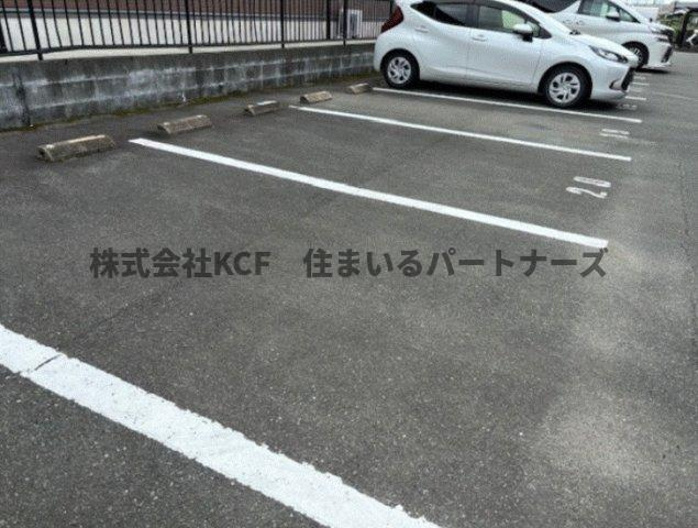 エスポワールの駐車場|駐車スペースもあります