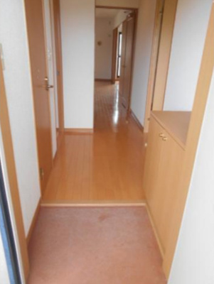 【玄関】 | サンモール梅満 | きれいな玄関です