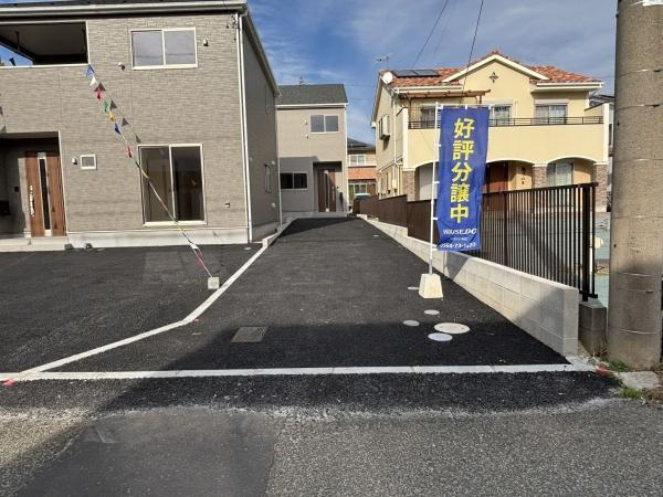 蒲郡市水竹町第8　全3棟・2号棟の駐車場|３台以上駐車できます！