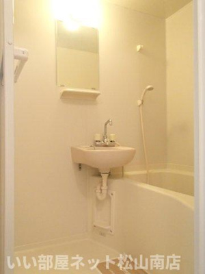 【浴室】 | ルミエールシンコウ