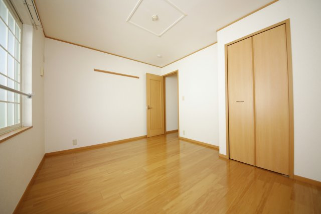 リヴェールＭの洋室