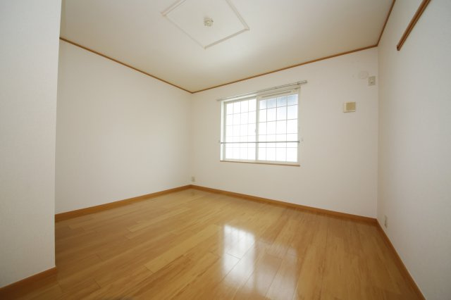 リヴェールＭの洋室