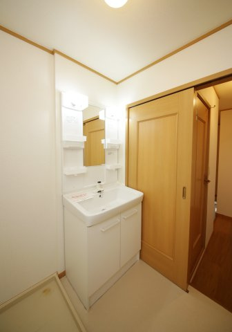 リヴェールＭの洗面所