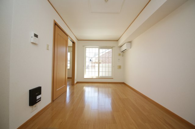 リヴェールＭの居間・リビング