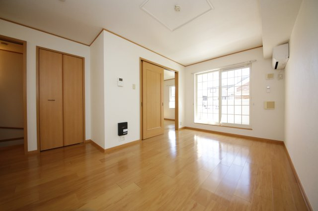 リヴェールＭの居間・リビング