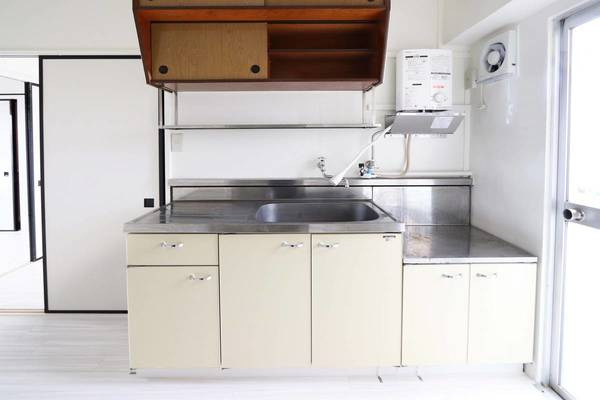 ビレッジハウス高屋2号棟のキッチン|ビレッジハウスの同一物件・同一タイプの間取りの写真です